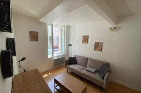 Beautiful Studio 30 m for 2 in the heart of Caen